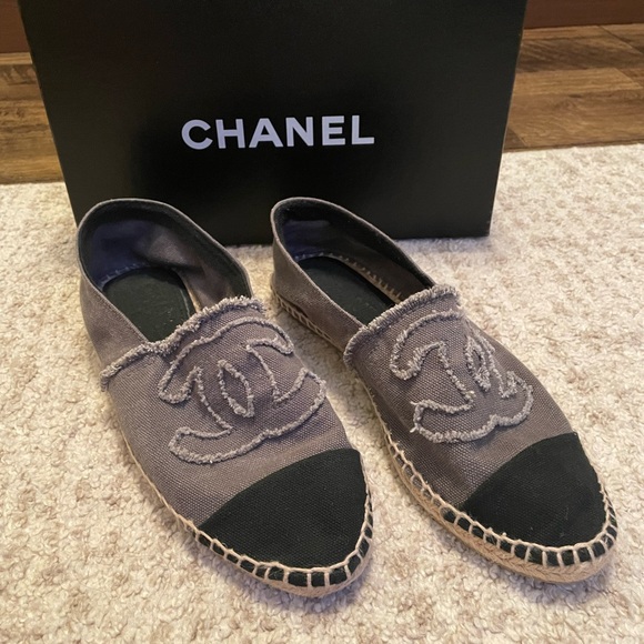 Chanel Espadrilles. Amazing shoe. - Picture 4 of 4
